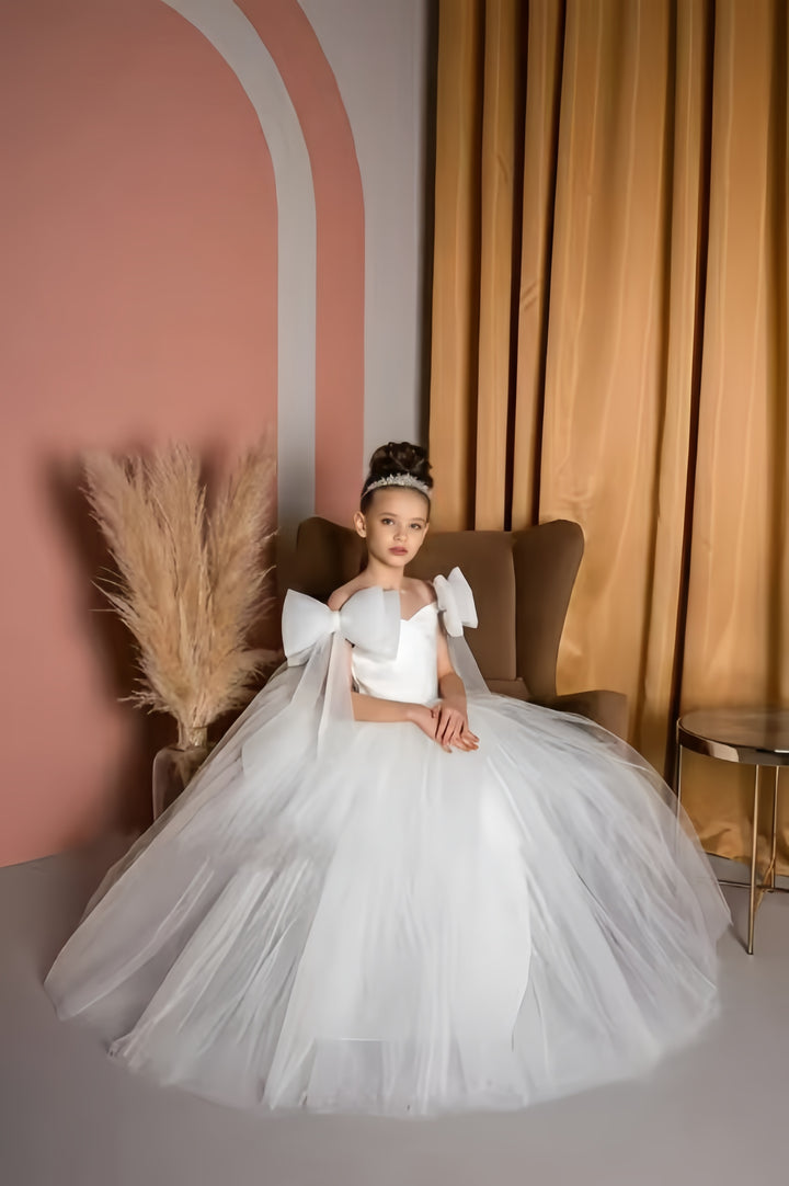 TinyTulle Sweetheart Neck Sleeveless Tulle Flower Girl Dress with Bow