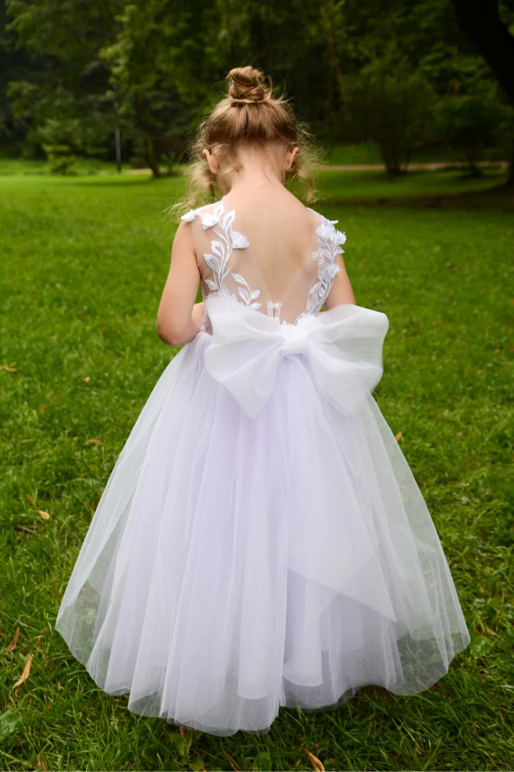 TinyTulle Elegant Light Lavender Floral Applique Tulle Flower Girl Dress for Wedding