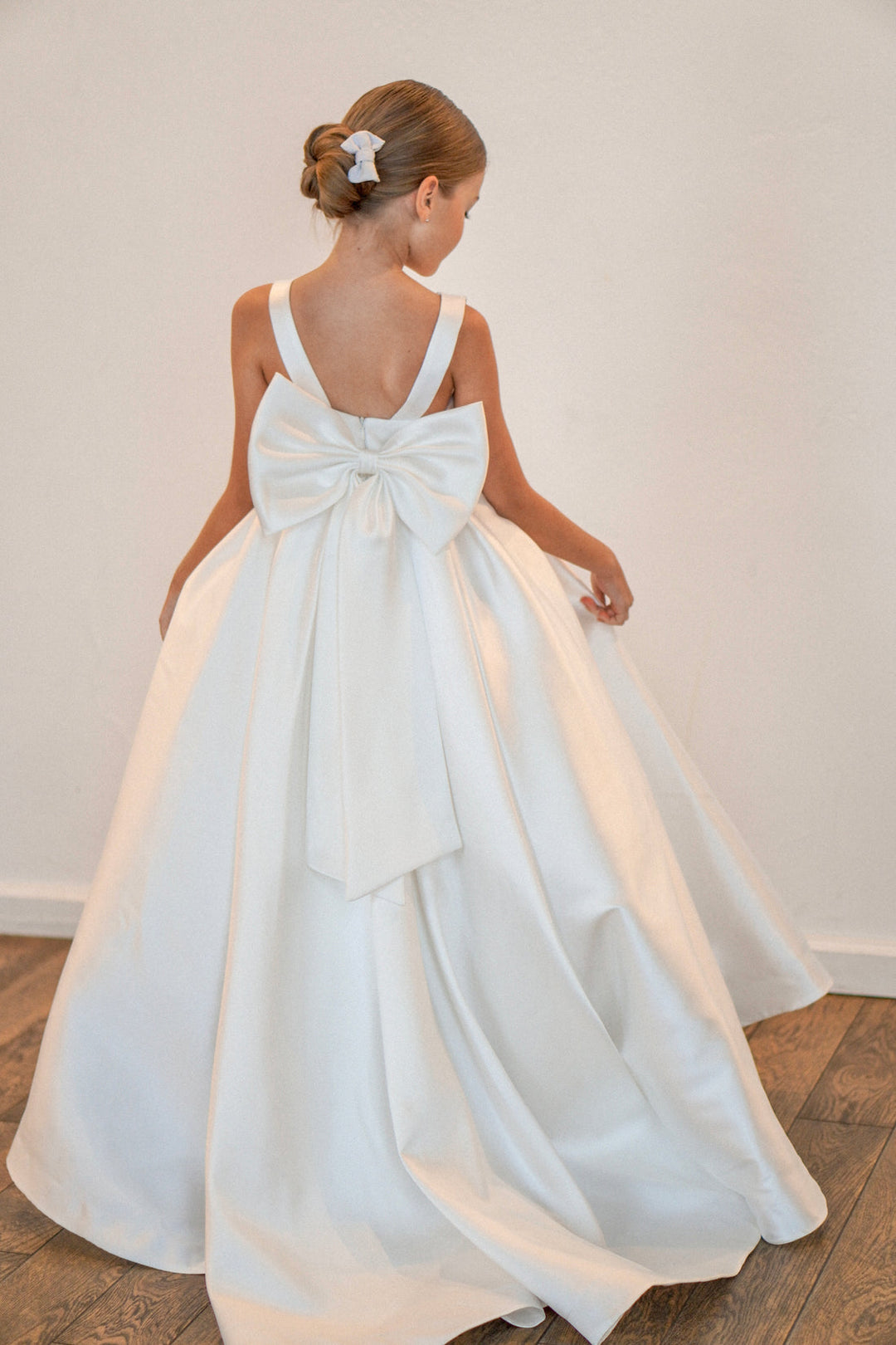 TinyTulle Elegant Satin Princess Flower Girl Dress with Sleeveless Bodice &amp; Statement Bow
