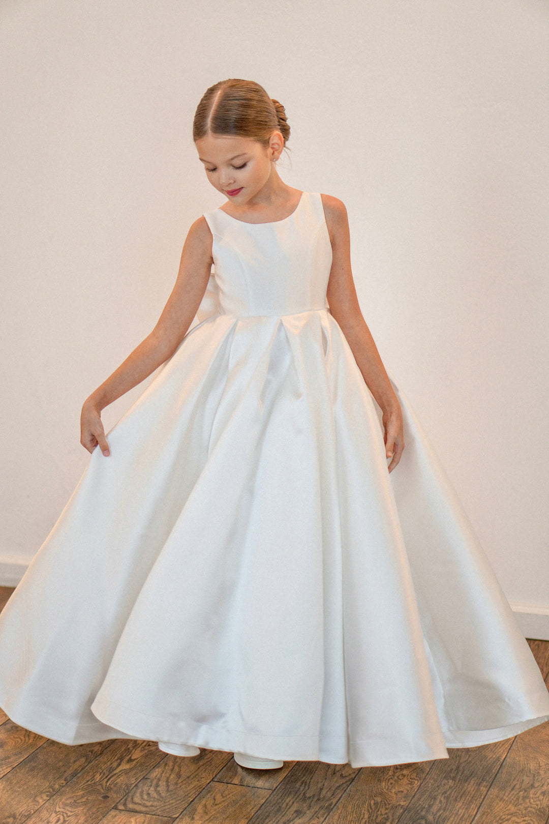 TinyTulle Elegant Satin Princess Flower Girl Dress with Sleeveless Bodice &amp; Statement Bow