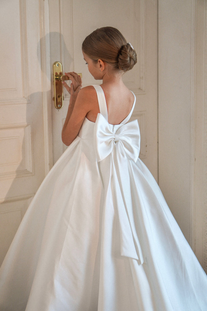 TinyTulle Elegant Satin Princess Flower Girl Dress with Sleeveless Bodice &amp; Statement Bow