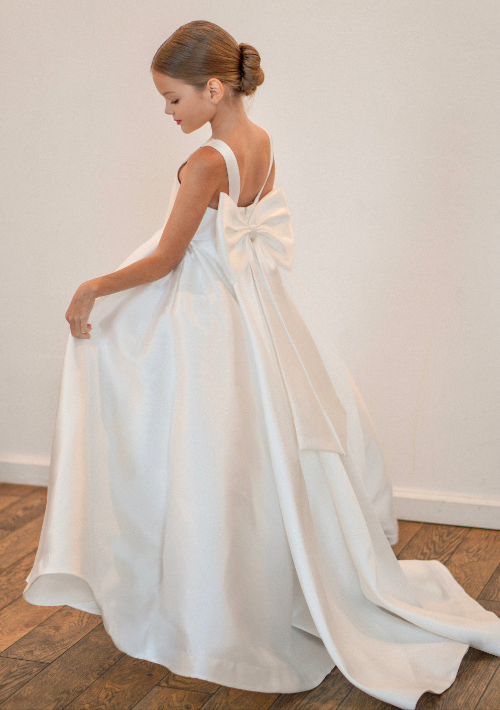 TinyTulle Elegant Satin Princess Flower Girl Dress with Sleeveless Bodice &amp; Statement Bow