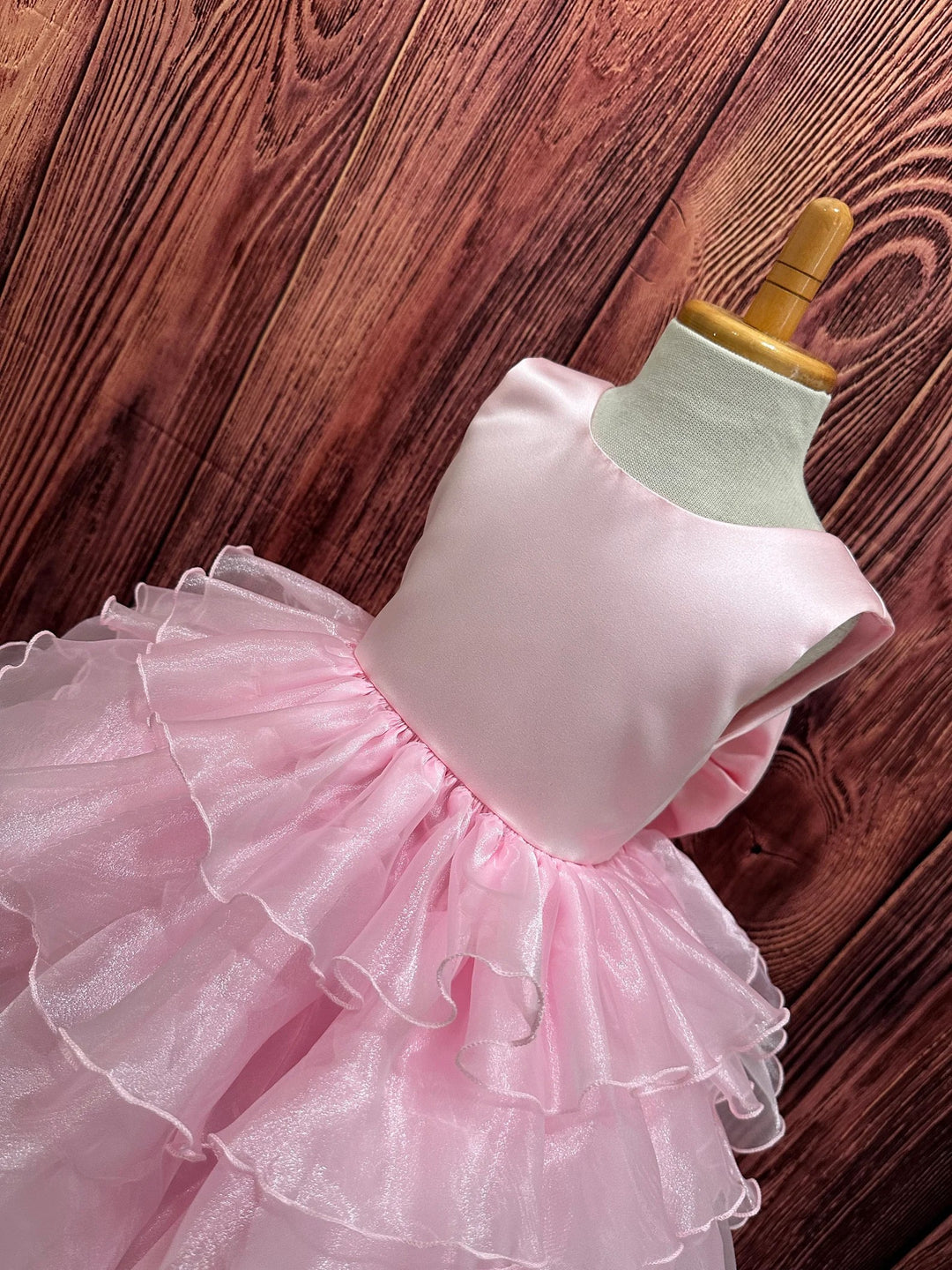 TinyTulle Elegant Pink Organza Ruffle Knee-Length Flower Girl Dress with V-Back