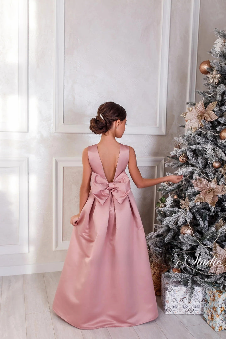 TinyTulle Dusty Rose V Back A-Line Flower Girl Dress white Bow